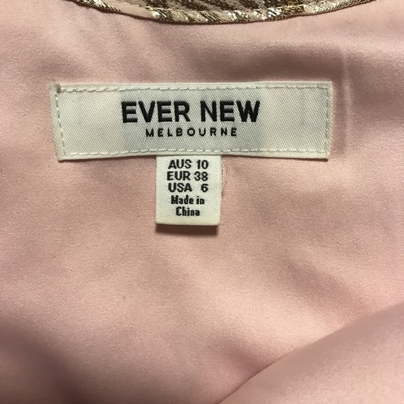 ✨ Host Pick ✨ Blush pink and gold formal dress - Picture 5 of 7